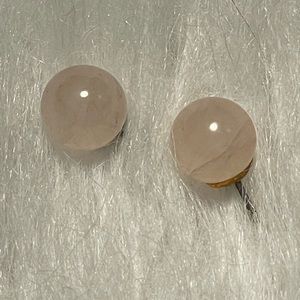 Rose quartz earrings.